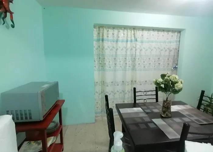Departamento Cercano Al Aeropuerto T2, A 2 Calles *